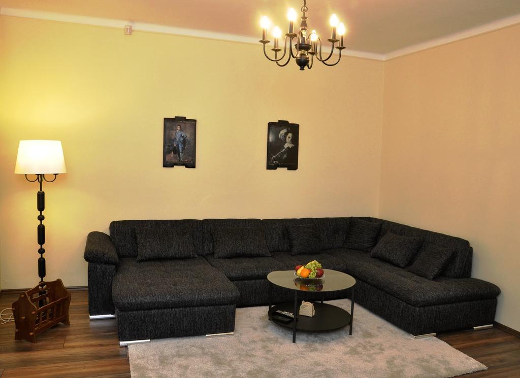 Atmospheric Quiet Apartment Прага Экстерьер фото